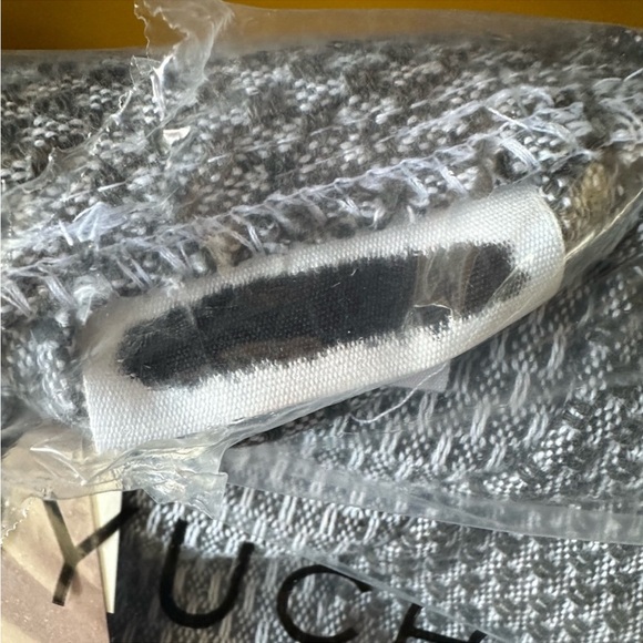 Unisex Mediterranean Organic Modern Robe - Picture 5 of 6